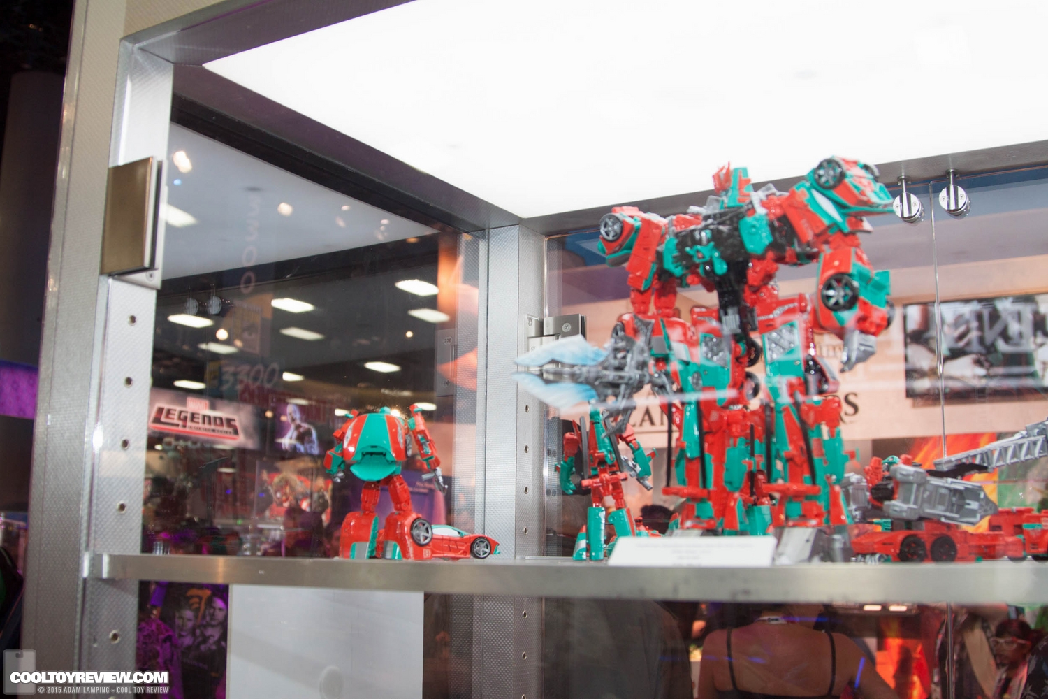 san-diego-comic-con-2015-hasbro-transformers-024.jpg