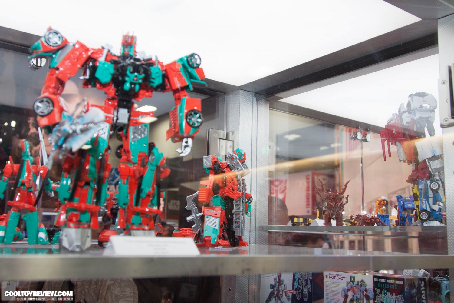 san-diego-comic-con-2015-hasbro-transformers-025.jpg