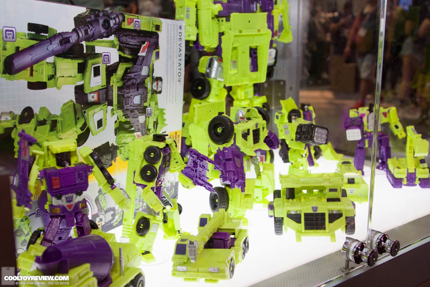 san-diego-comic-con-2015-hasbro-transformers-031.jpg