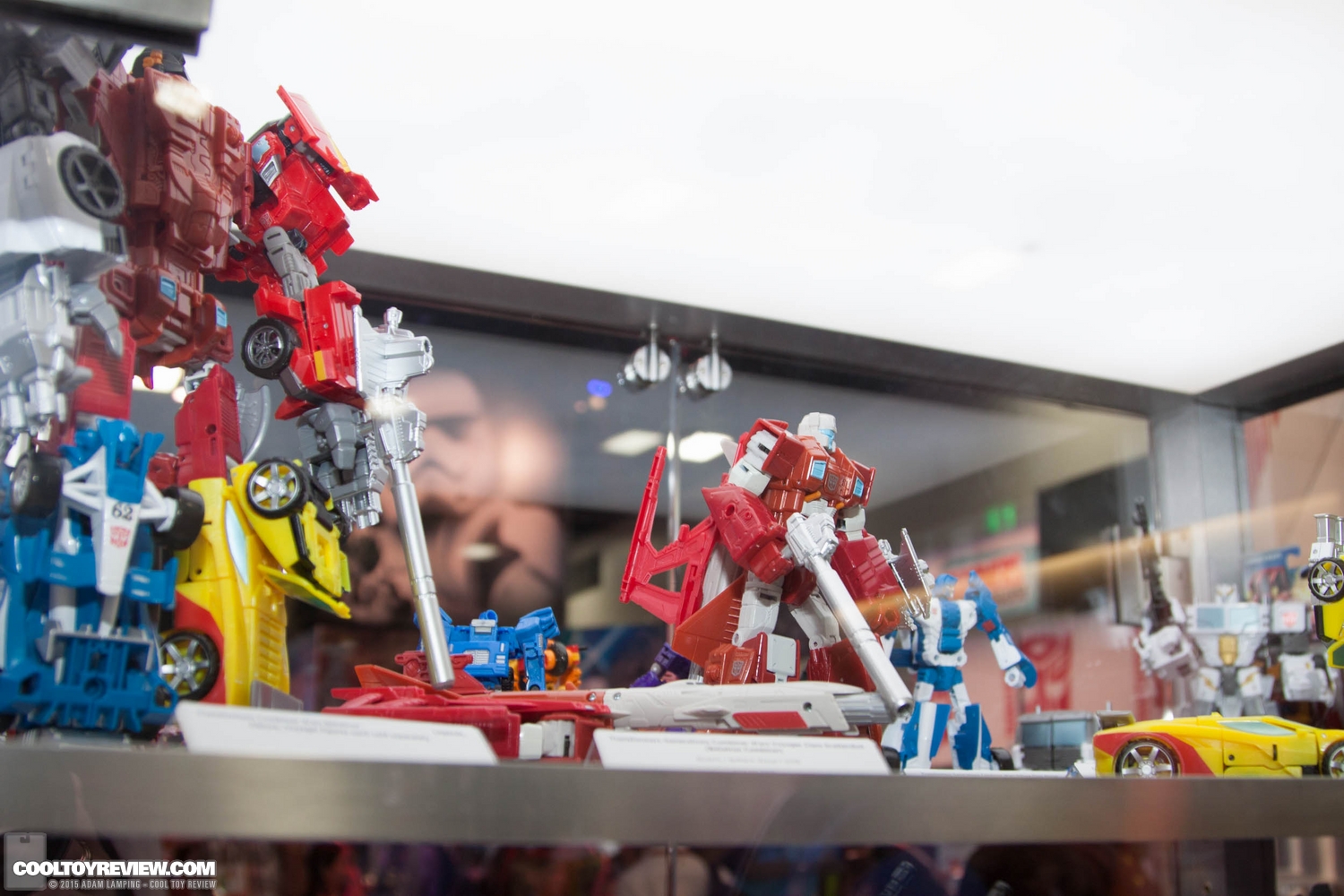 san-diego-comic-con-2015-hasbro-transformers-035.jpg