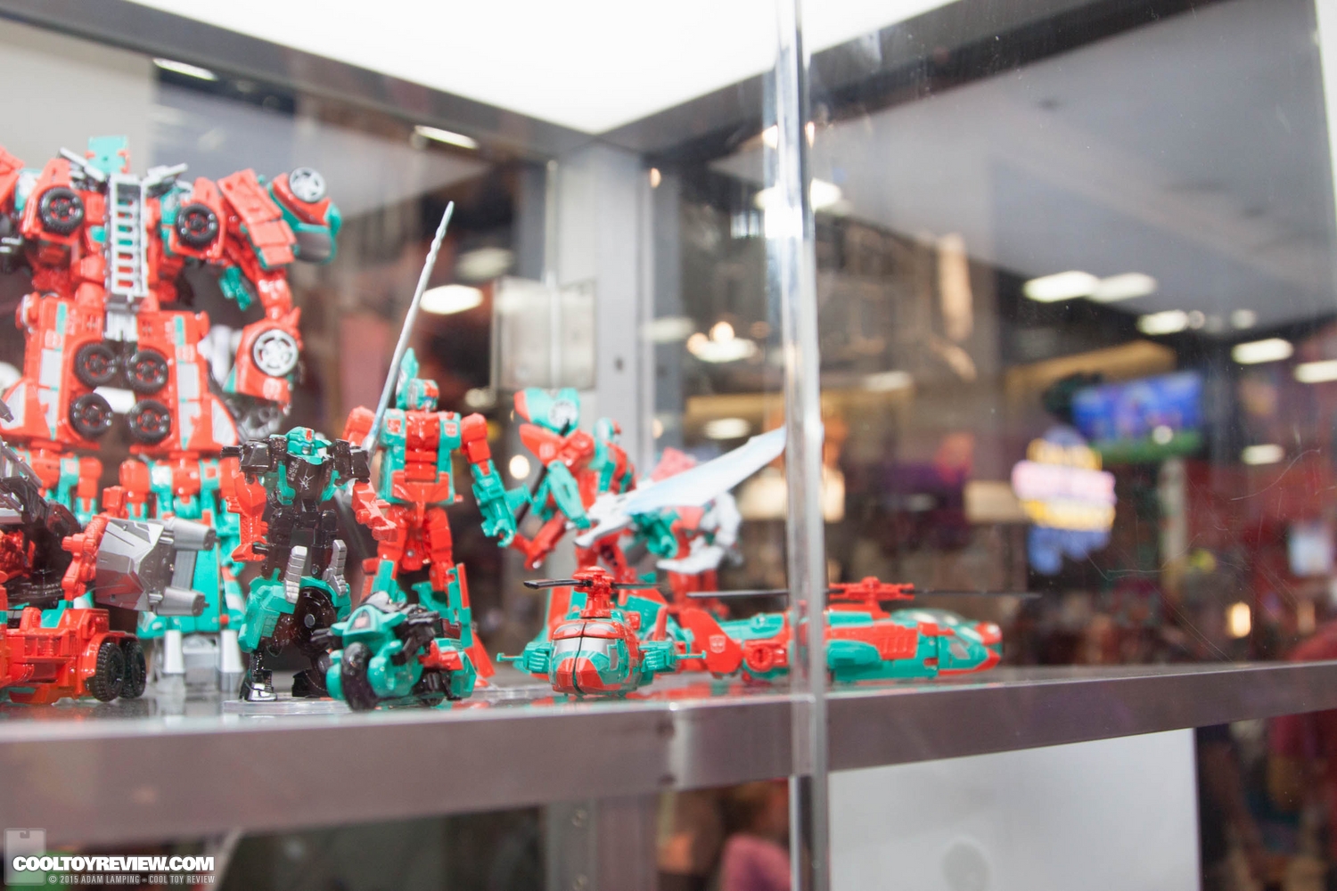 san-diego-comic-con-2015-hasbro-transformers-044.jpg