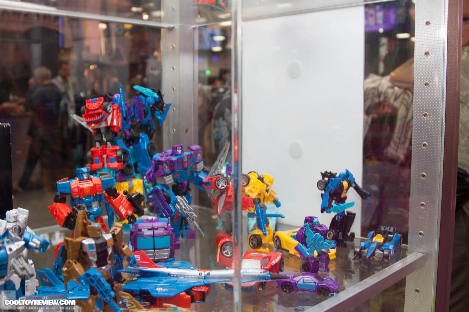san-diego-comic-con-2015-hasbro-transformers-047.jpg