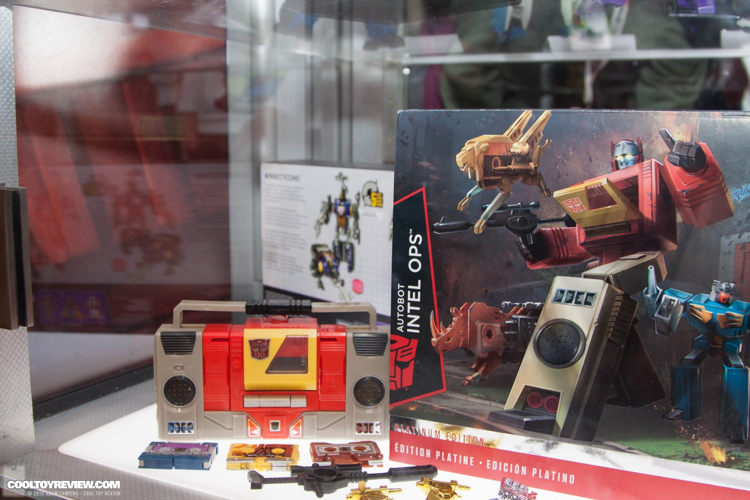 san-diego-comic-con-2015-hasbro-transformers-054.jpg