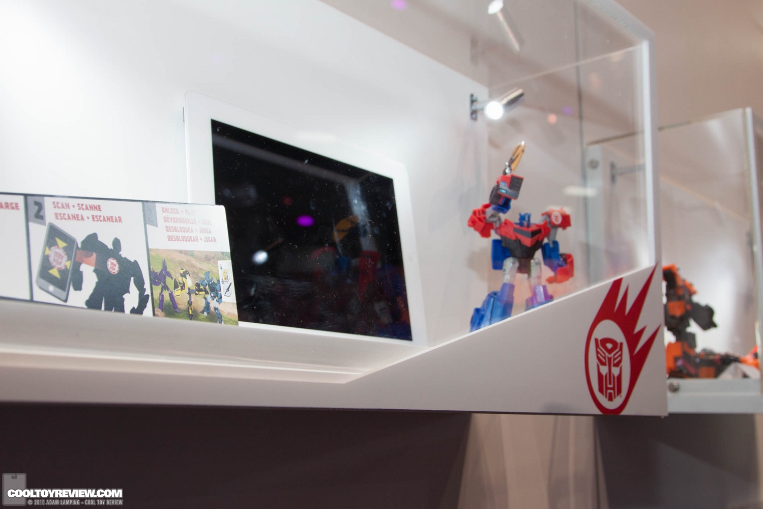 san-diego-comic-con-2015-hasbro-transformers-067.jpg