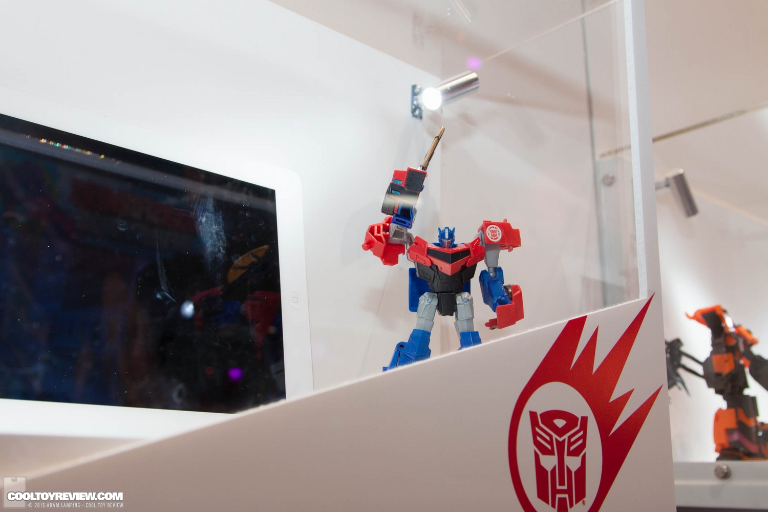 san-diego-comic-con-2015-hasbro-transformers-068.jpg