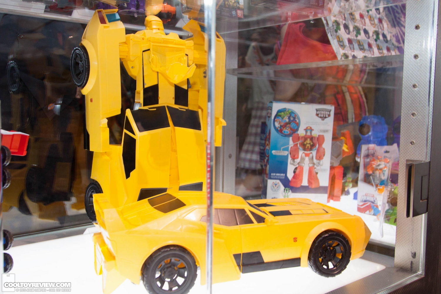 san-diego-comic-con-2015-hasbro-transformers-085.jpg