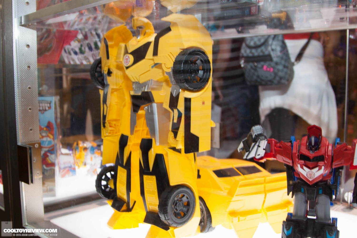san-diego-comic-con-2015-hasbro-transformers-099.jpg