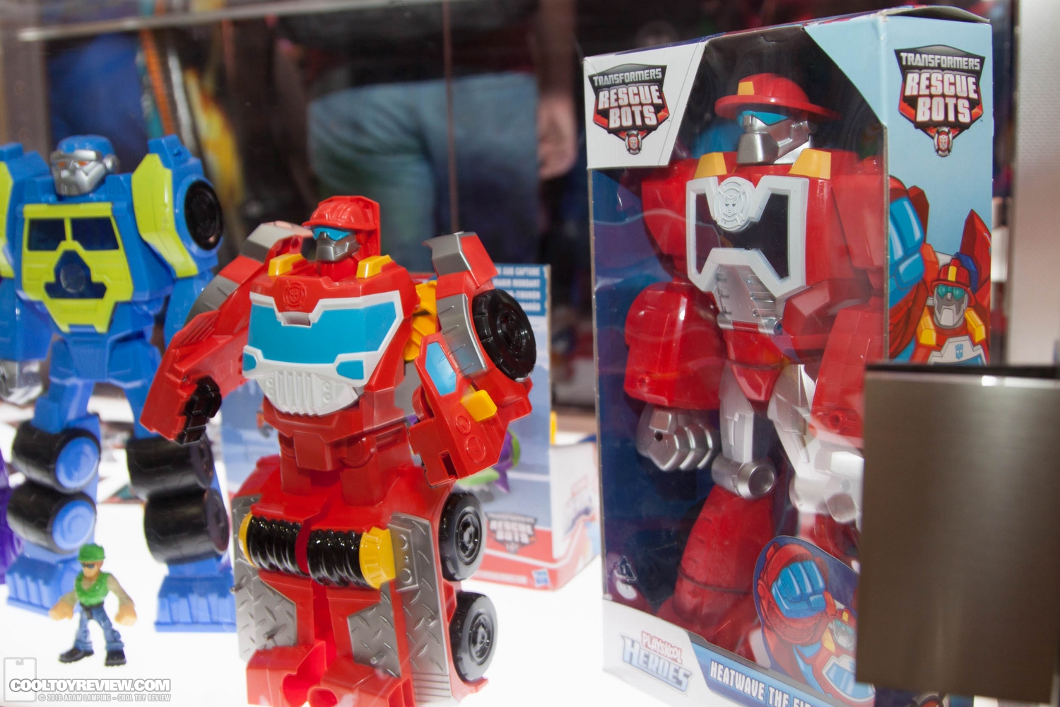 san-diego-comic-con-2015-hasbro-transformers-110.jpg