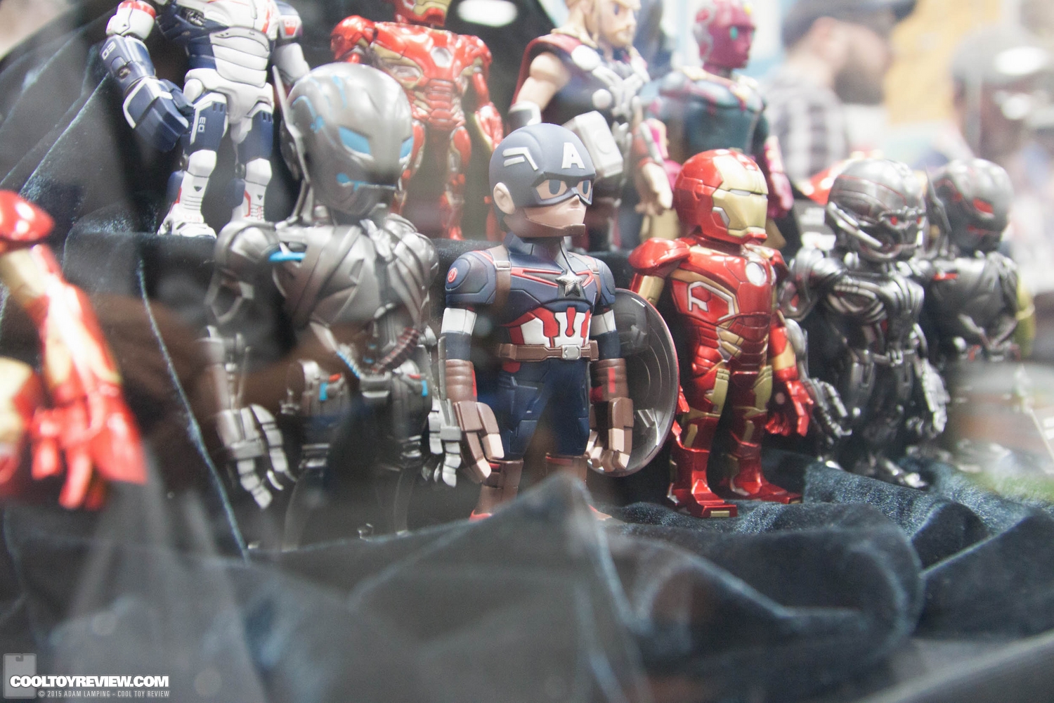 san-diego-comic-con-2015-hot-toys-060.jpg