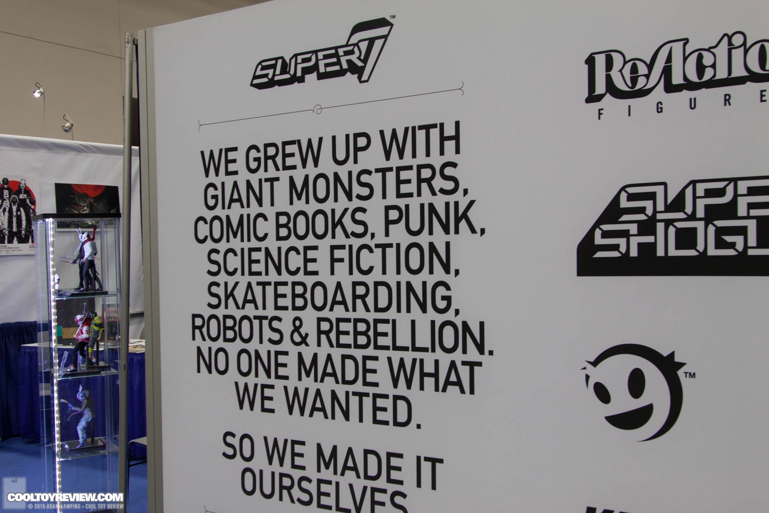 san-diego-comic-con-2015-super7-002.jpg
