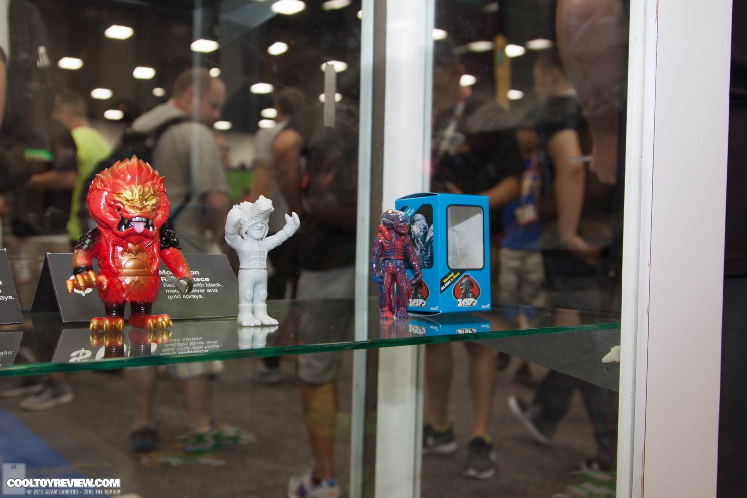 san-diego-comic-con-2015-super7-016.jpg