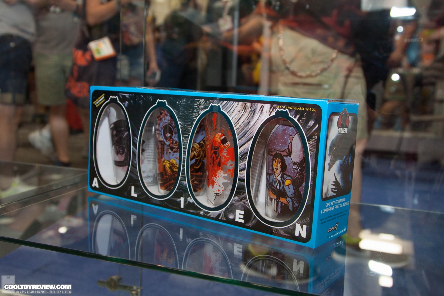 san-diego-comic-con-2015-super7-037.jpg