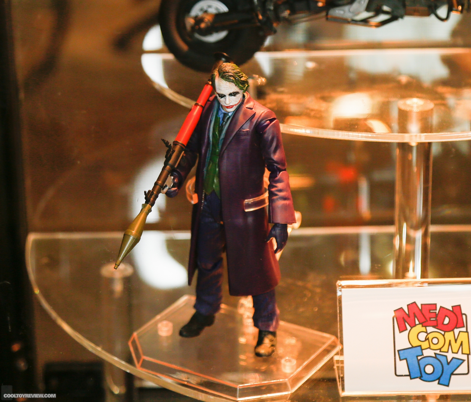2015-International-Toy-Fair-Diamond-Distribution-007.jpg