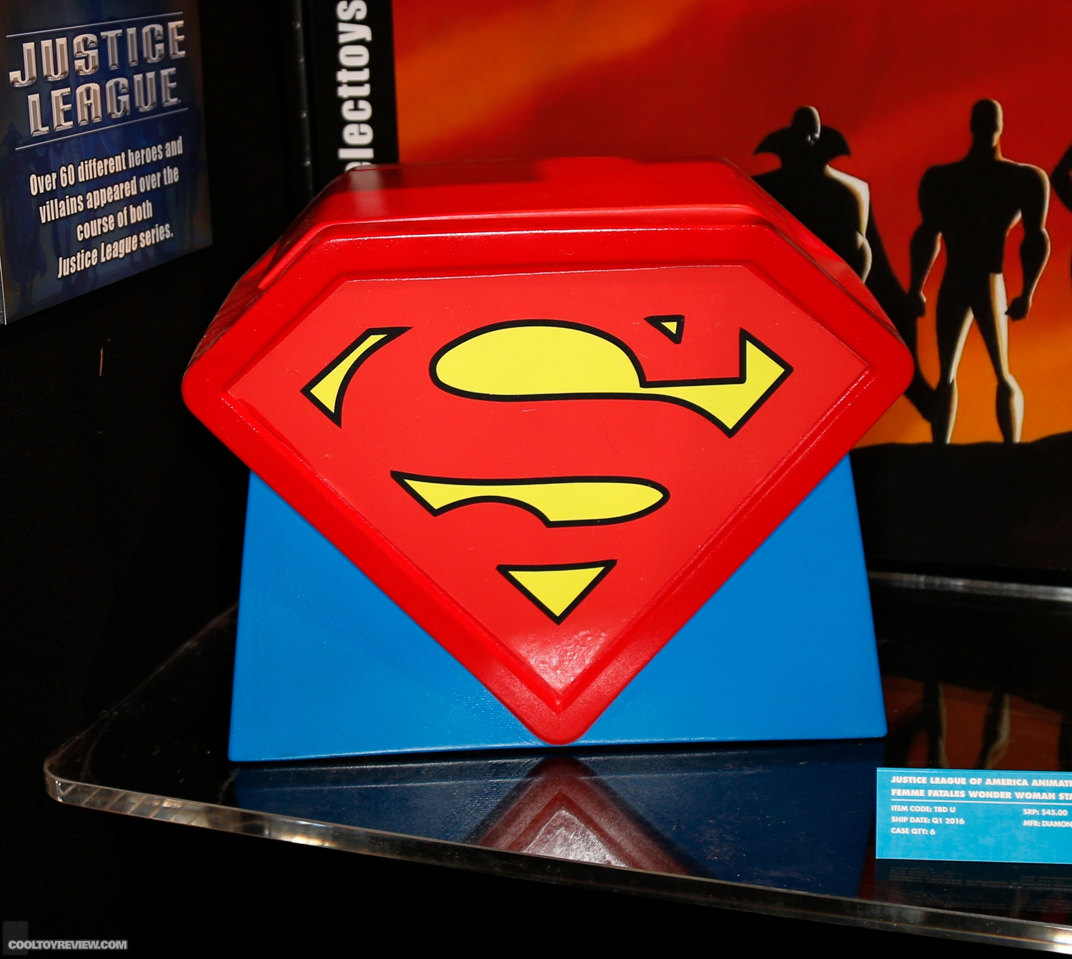 2015-International-Toy-Fair-Diamond-Select-Toys-2-140.jpg