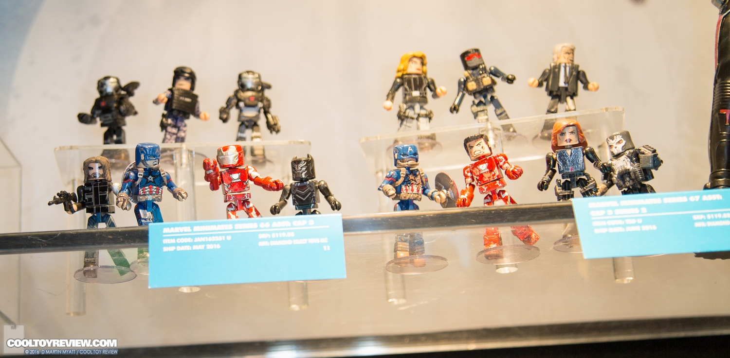 Diamond-Select-Toys-2016-International-Toy-Fair-151.jpg