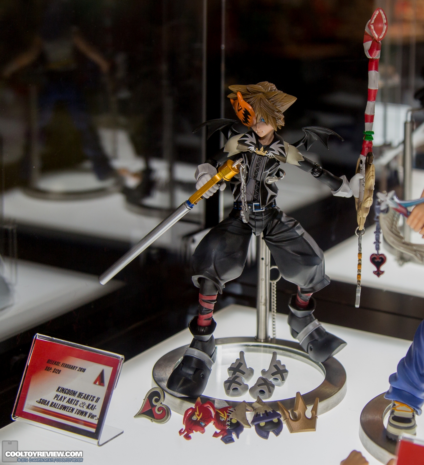 Square-Enix-2016-International-Toy-Fair-012.jpg