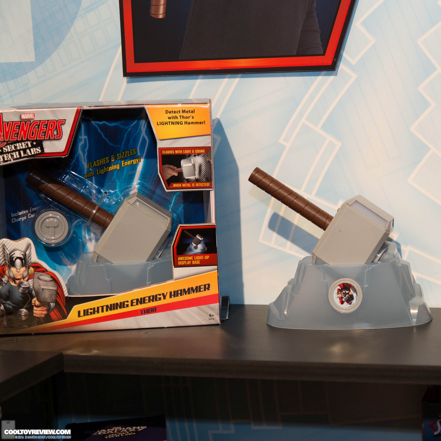 uncle-milton-2016-International-Toy-Fair-010.jpg