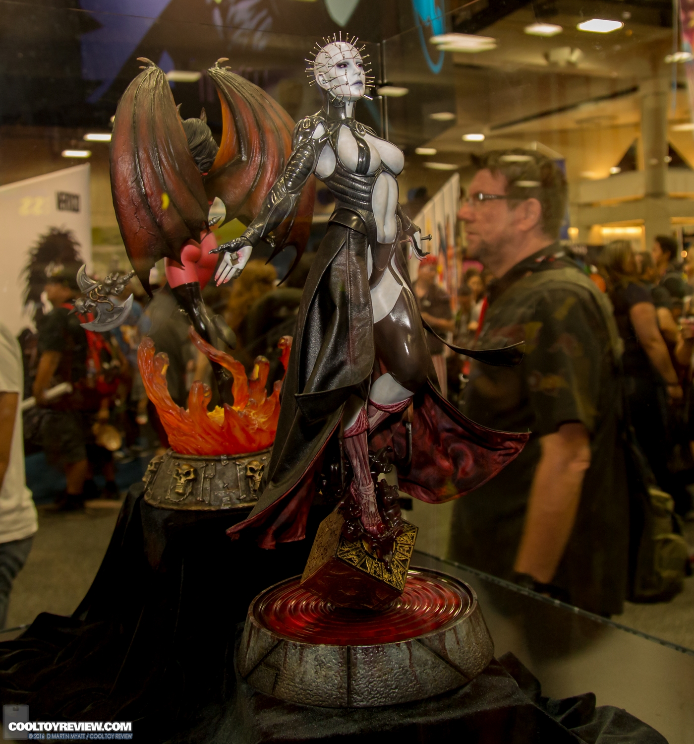 2016-SDCC-Sideshow-Collectibles-061.jpg