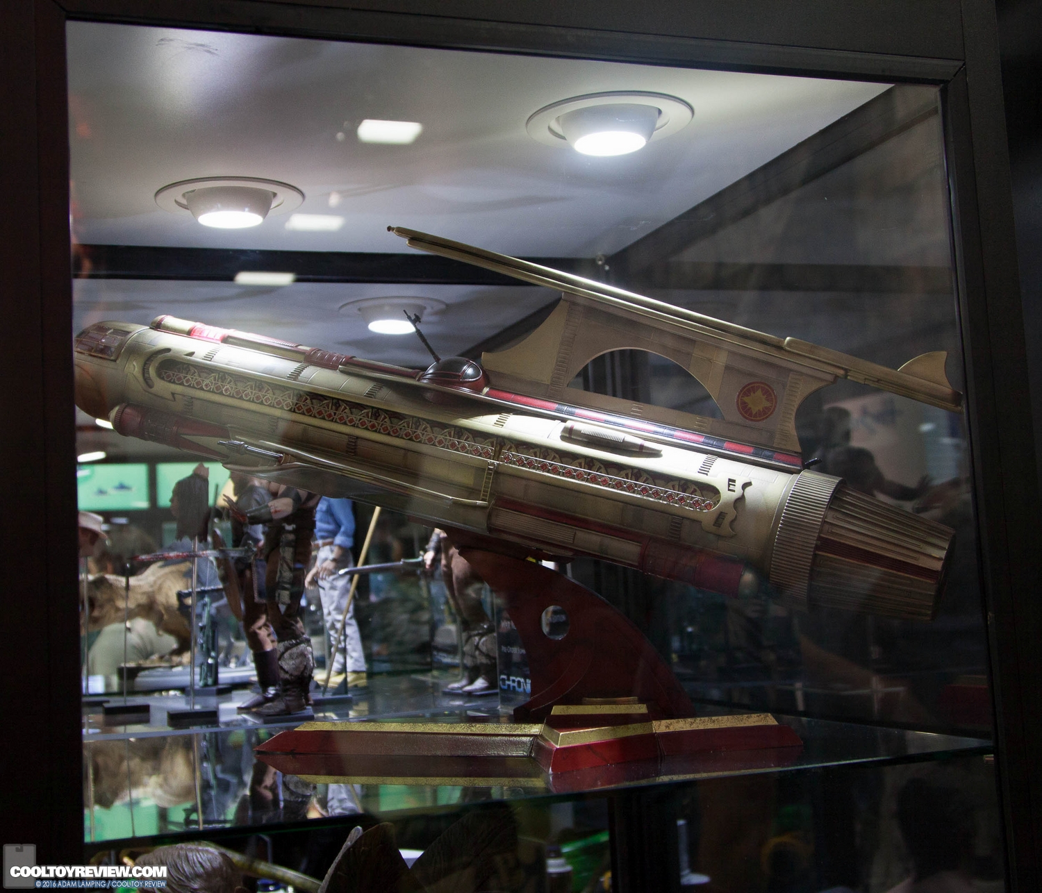 san-diego-comic-con-chronicle-collectibles-booth-040.jpg