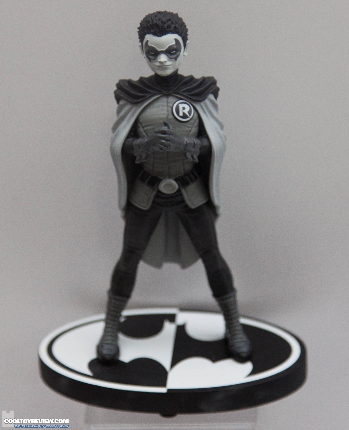 san-diego-comic-con-dc-collectibles-booth-023.jpg