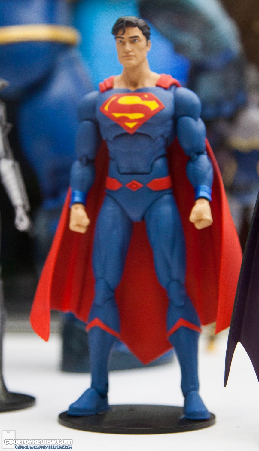 san-diego-comic-con-dc-collectibles-booth-042.jpg