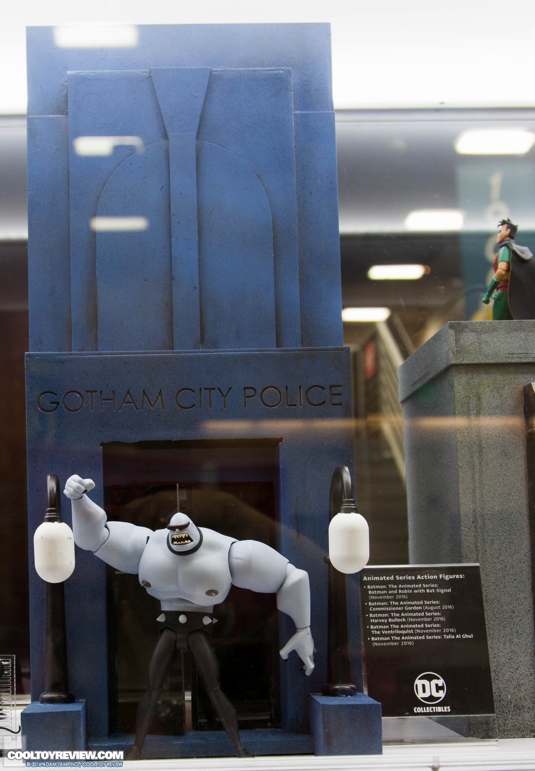 san-diego-comic-con-dc-collectibles-booth-064.jpg