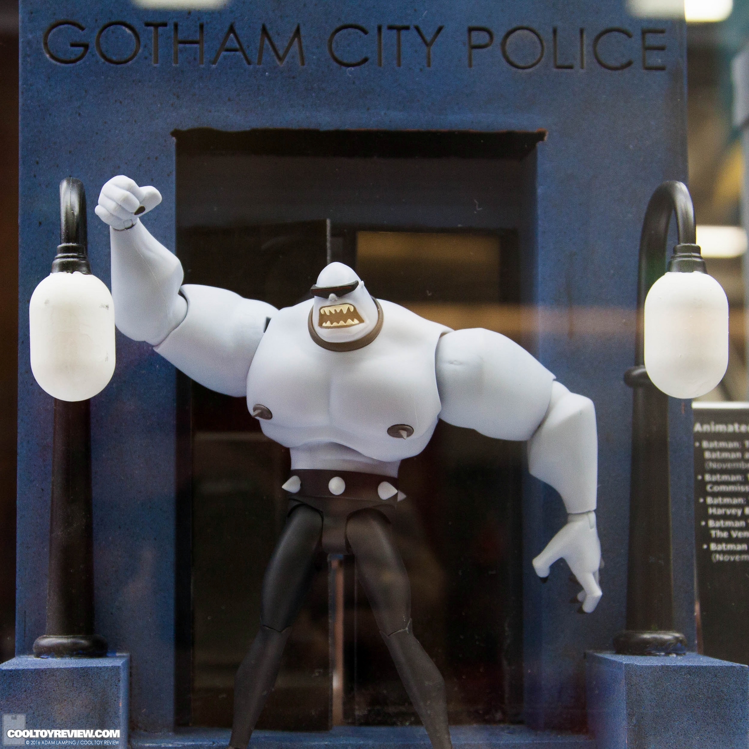 san-diego-comic-con-dc-collectibles-booth-065.jpg