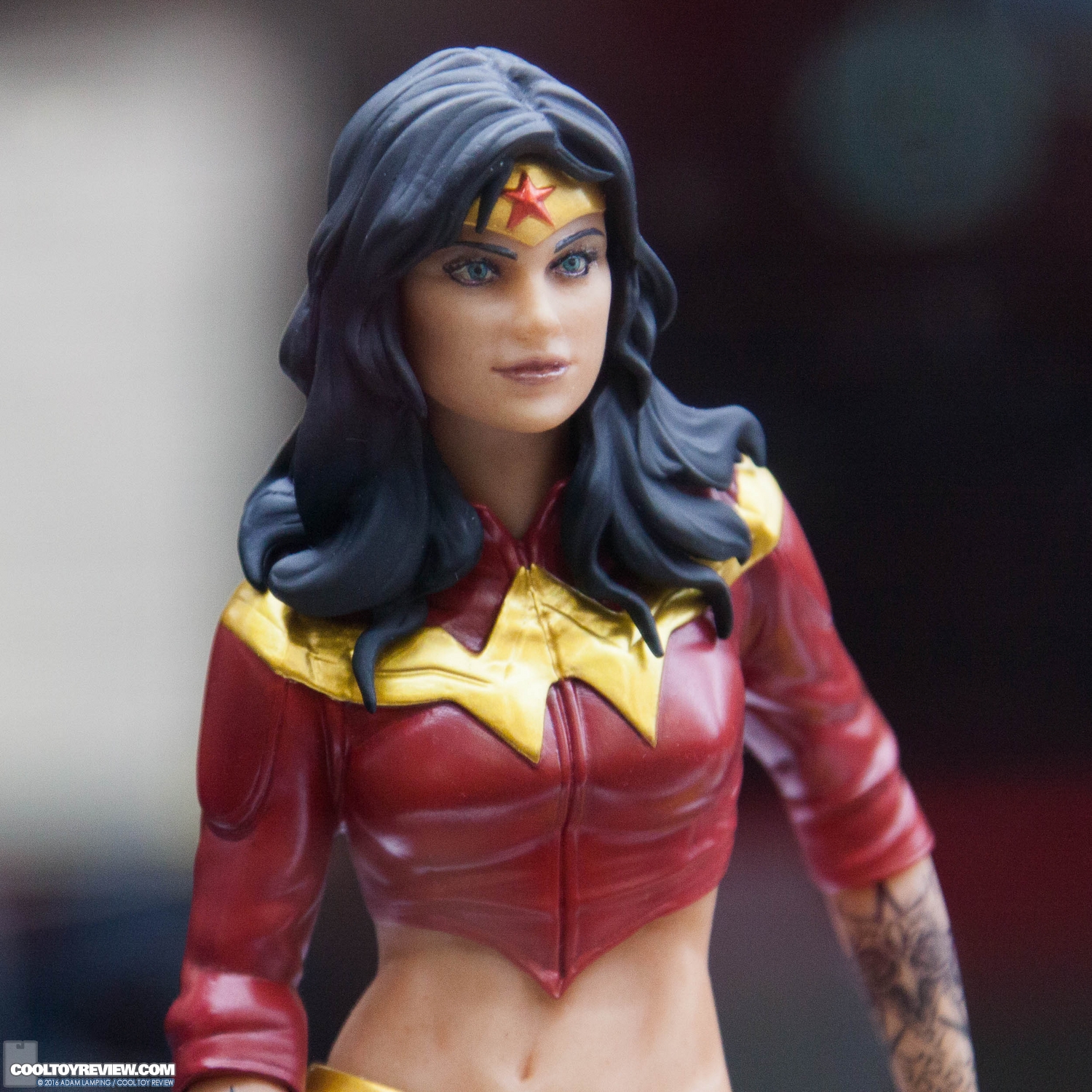 san-diego-comic-con-dc-collectibles-booth-076.jpg