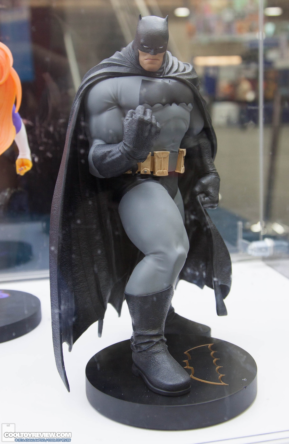 san-diego-comic-con-dc-collectibles-booth-085.jpg