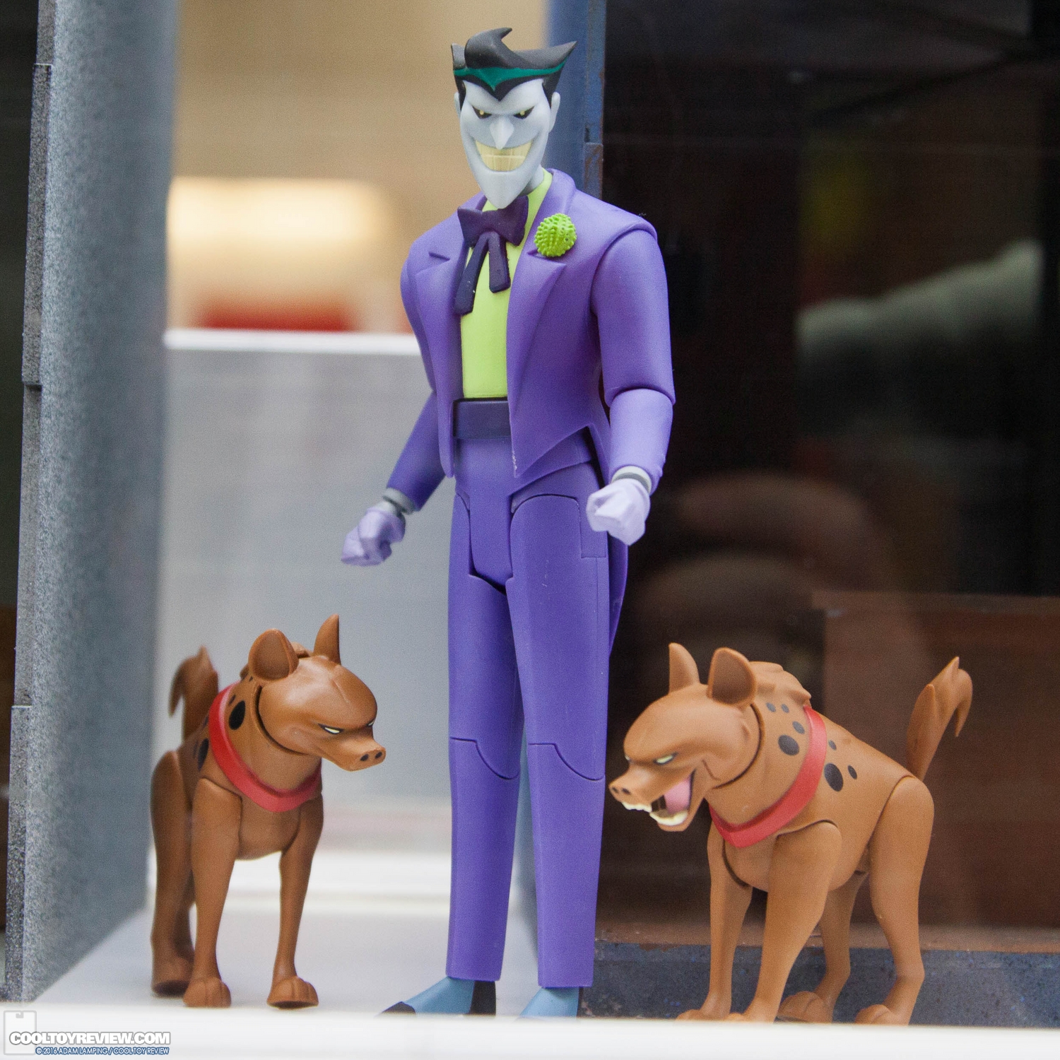 san-diego-comic-con-dc-collectibles-booth-092.jpg