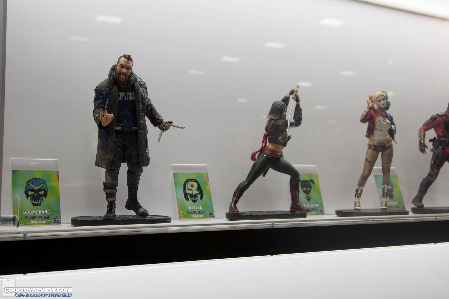 san-diego-comic-con-dc-collectibles-booth-122.jpg