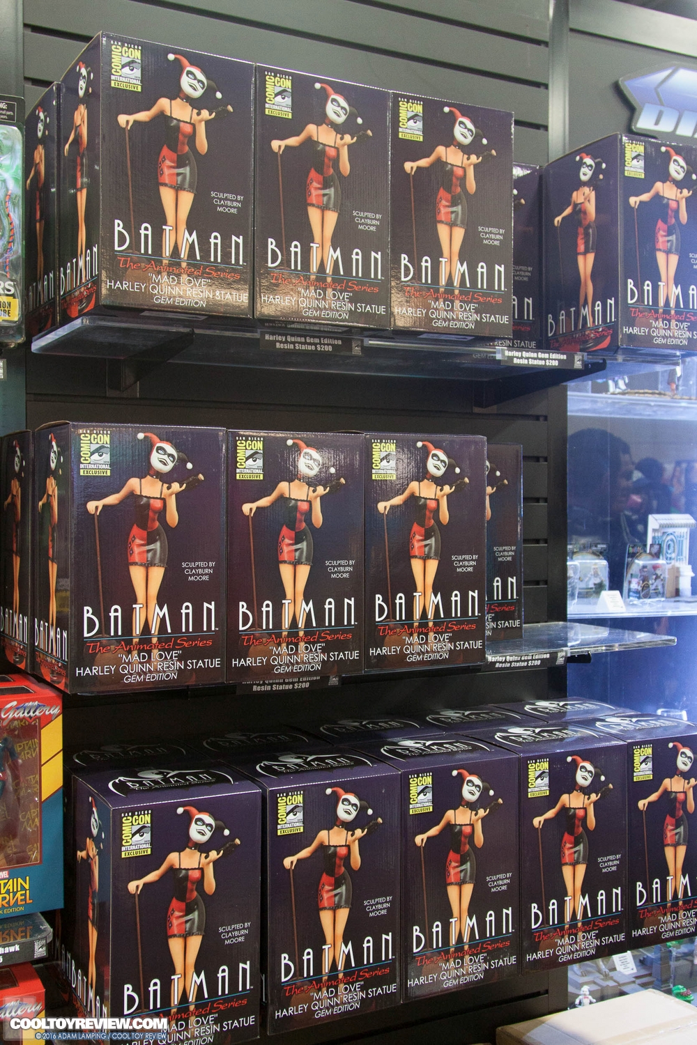 san-diego-comic-con-diamond-select-toys-booth-016.jpg