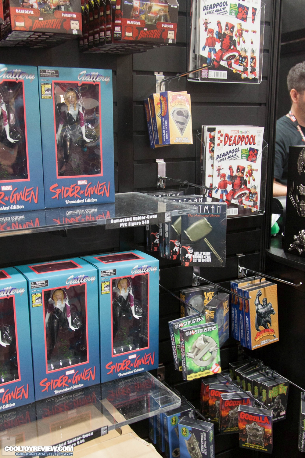 san-diego-comic-con-diamond-select-toys-booth-041.jpg