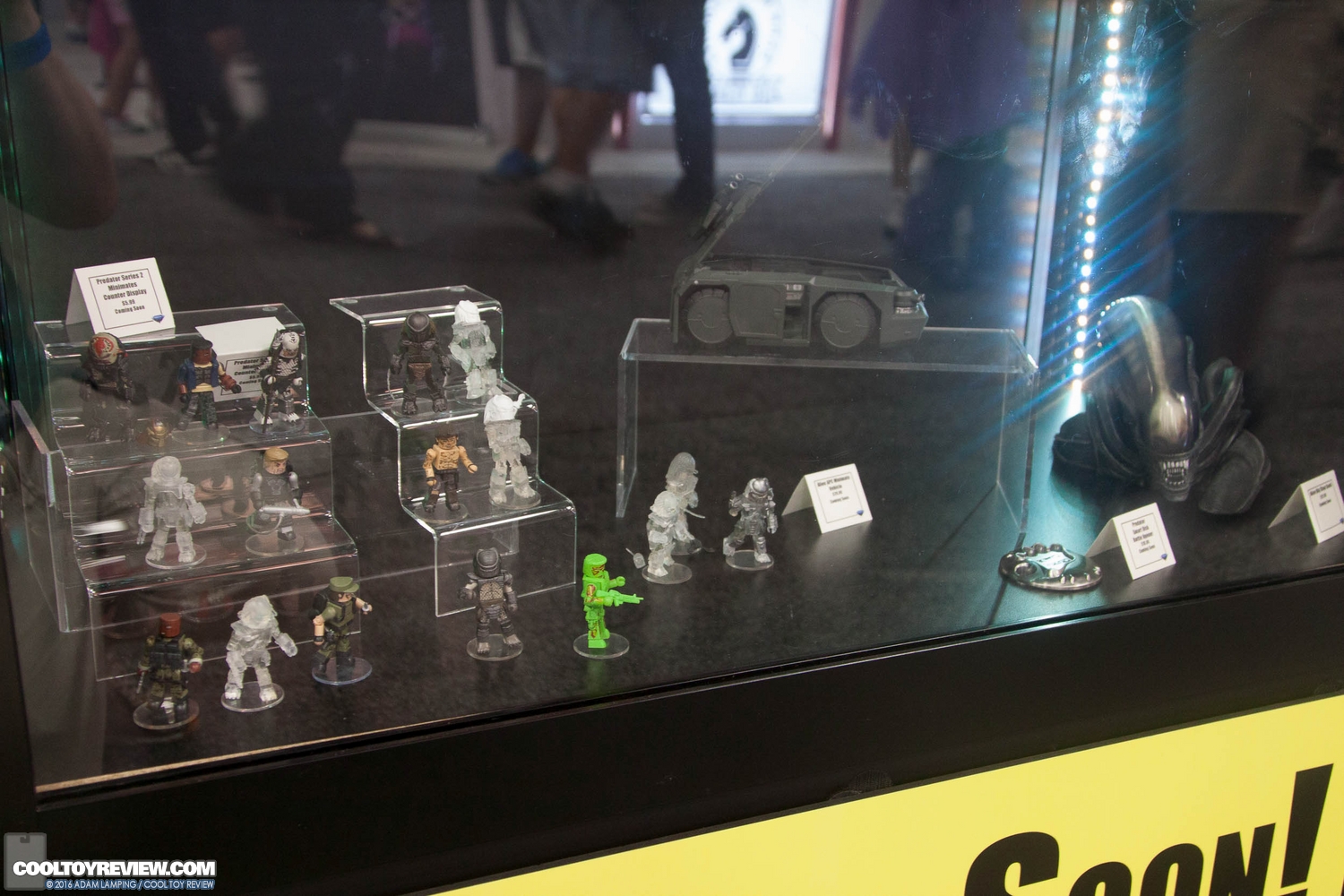 san-diego-comic-con-diamond-select-toys-booth-111.jpg