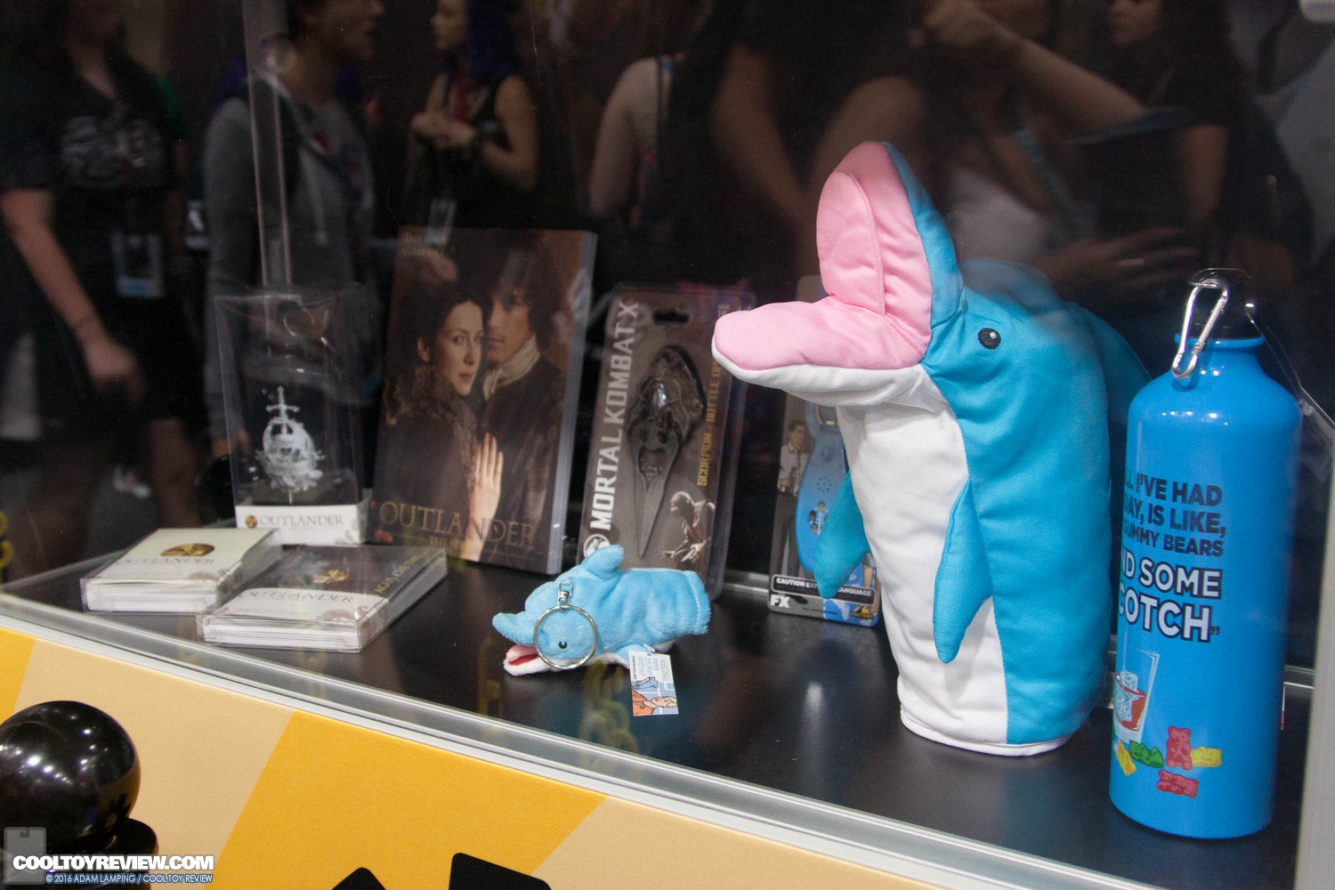 san-diego-comic-con-factory-entertainment-booth-008.jpg