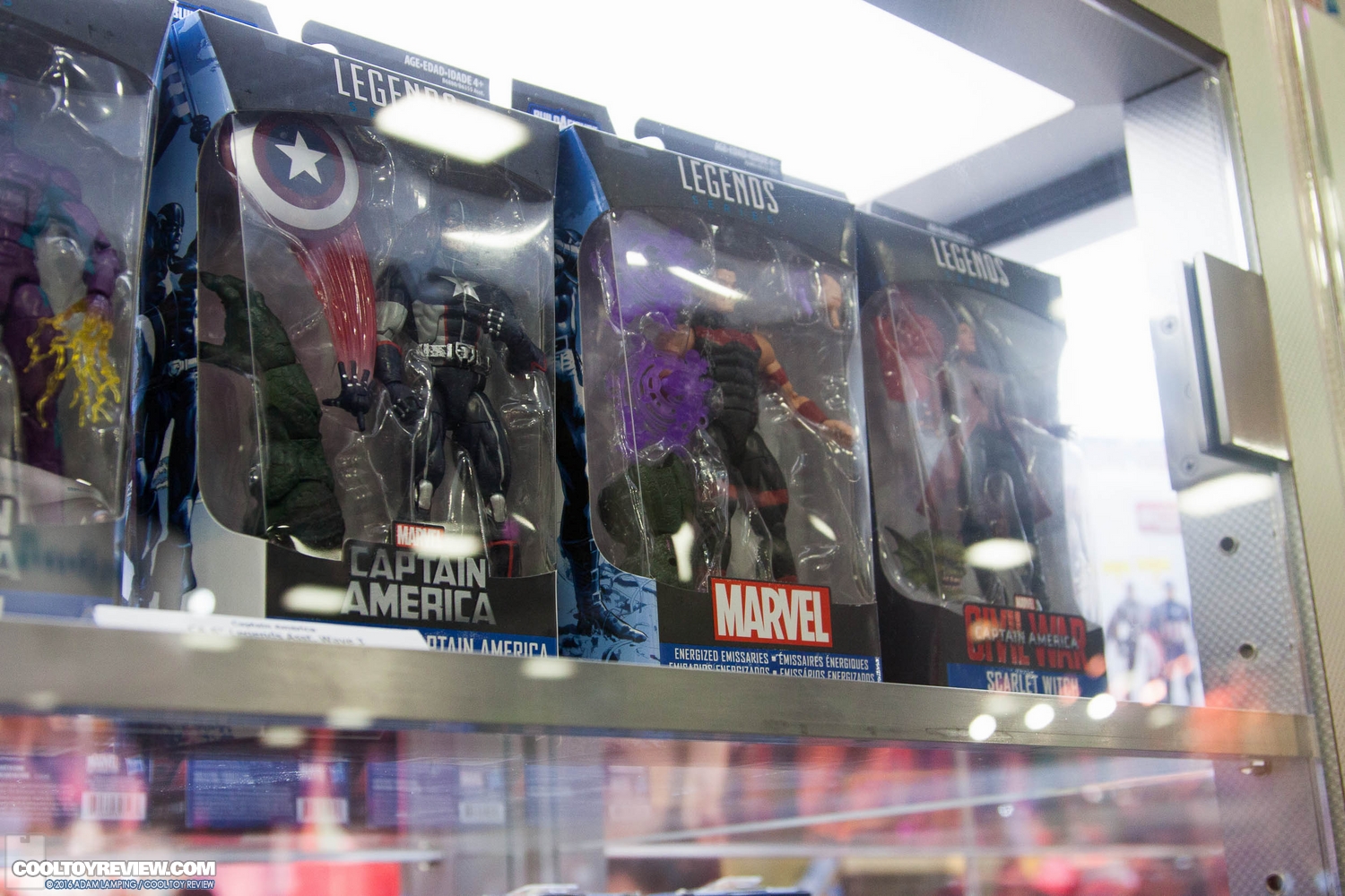 san-diego-comic-con-hasbro-captain-america-civil-war-marvel-legends-003.jpg