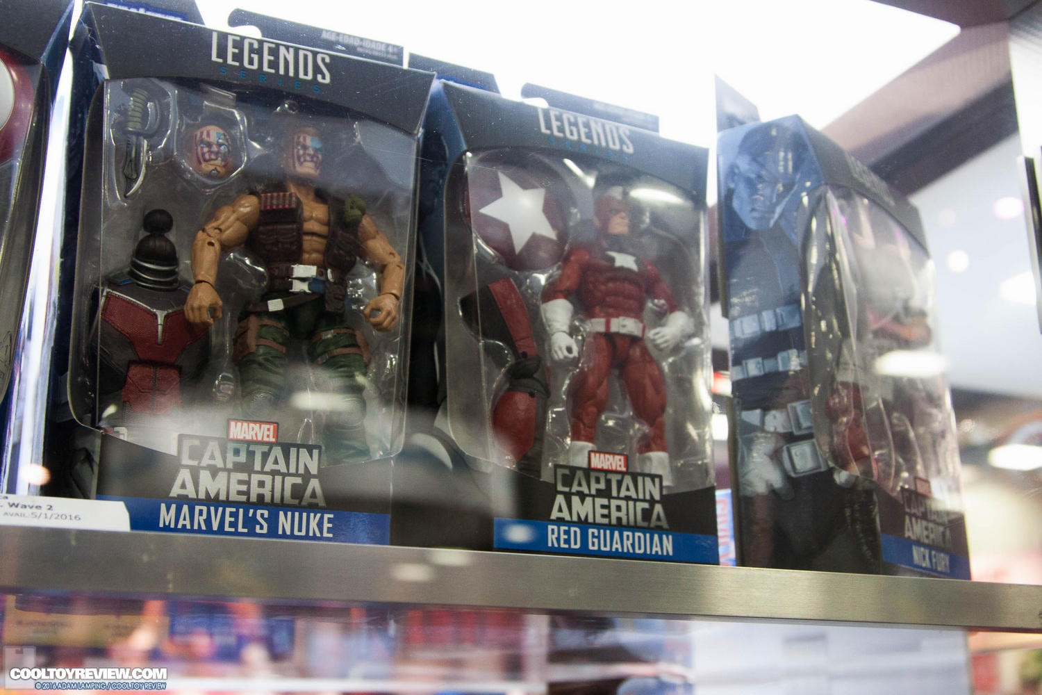 san-diego-comic-con-hasbro-captain-america-civil-war-marvel-legends-036.jpg