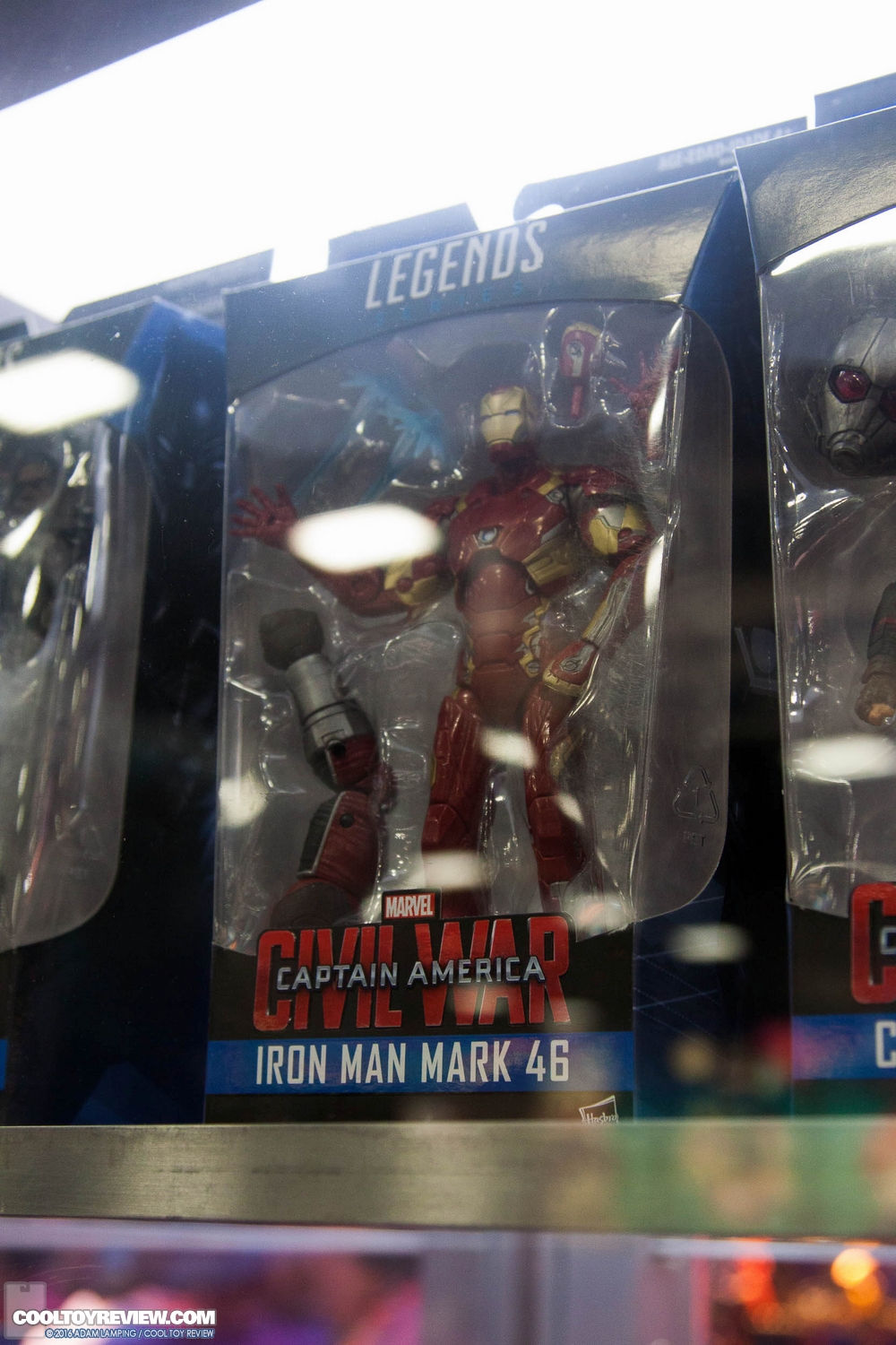 san-diego-comic-con-hasbro-captain-america-civil-war-marvel-legends-038.jpg