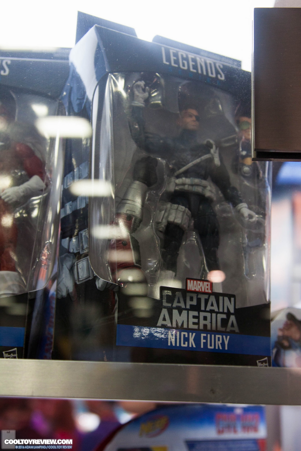 san-diego-comic-con-hasbro-captain-america-civil-war-marvel-legends-042.jpg