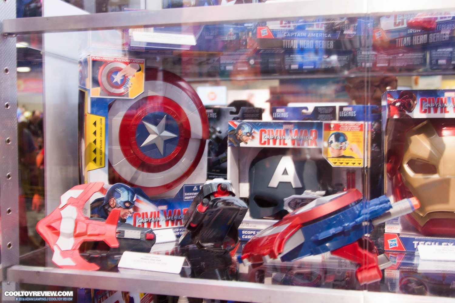 san-diego-comic-con-hasbro-captain-america-civil-war-marvel-legends-061.jpg