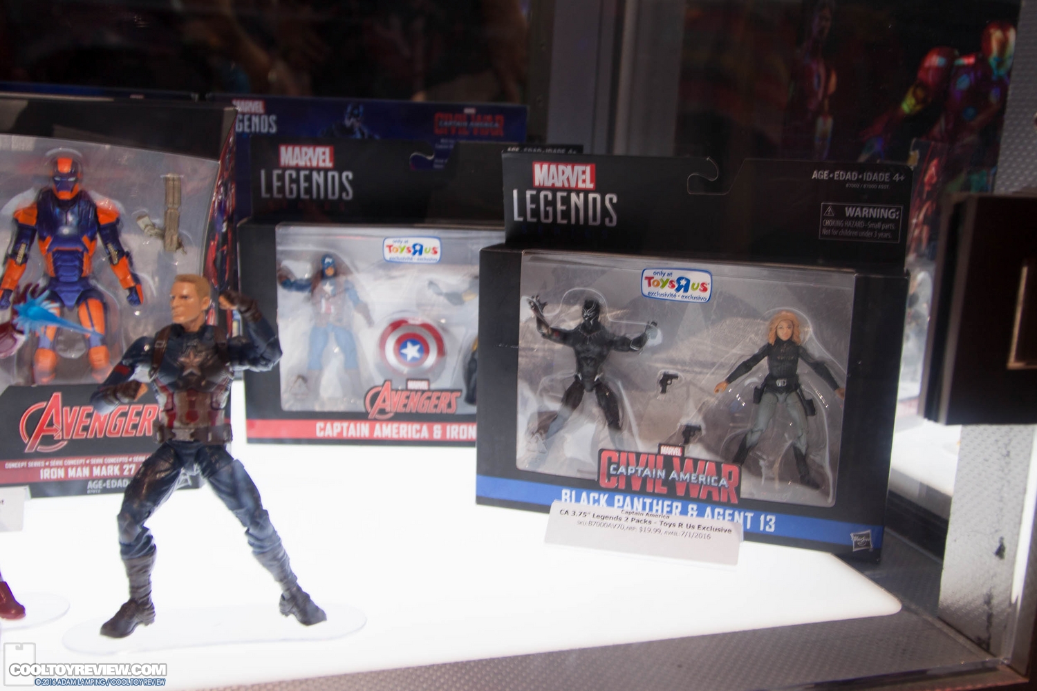 san-diego-comic-con-hasbro-captain-america-civil-war-marvel-legends-068.jpg