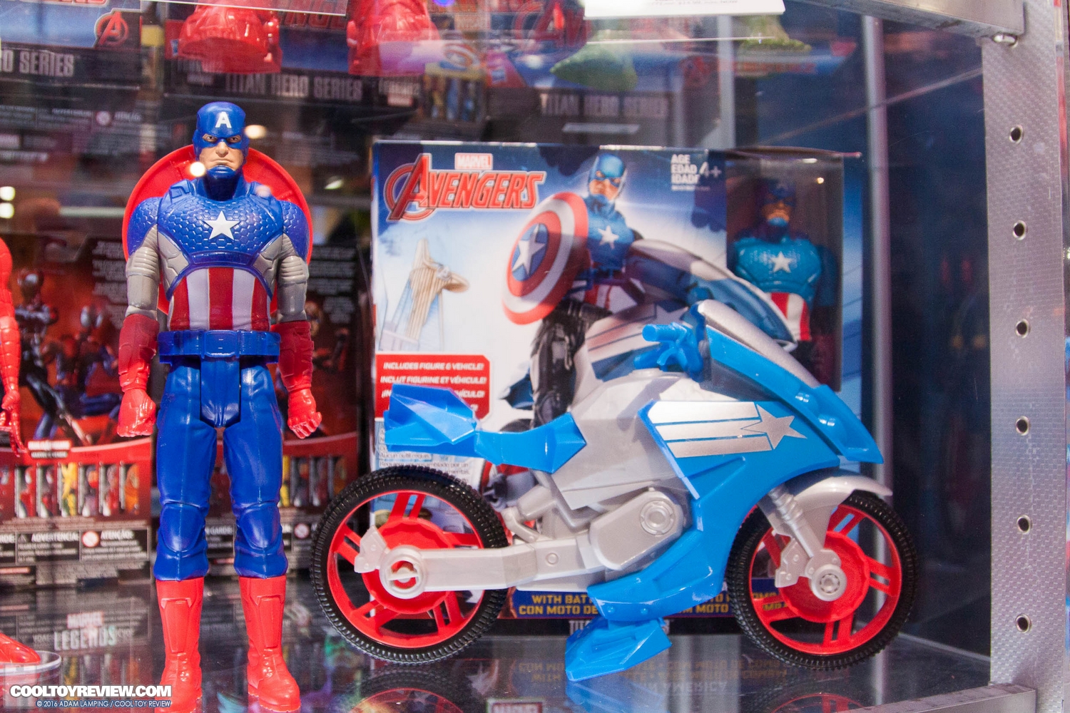 san-diego-comic-con-hasbro-captain-america-civil-war-marvel-legends-090.jpg