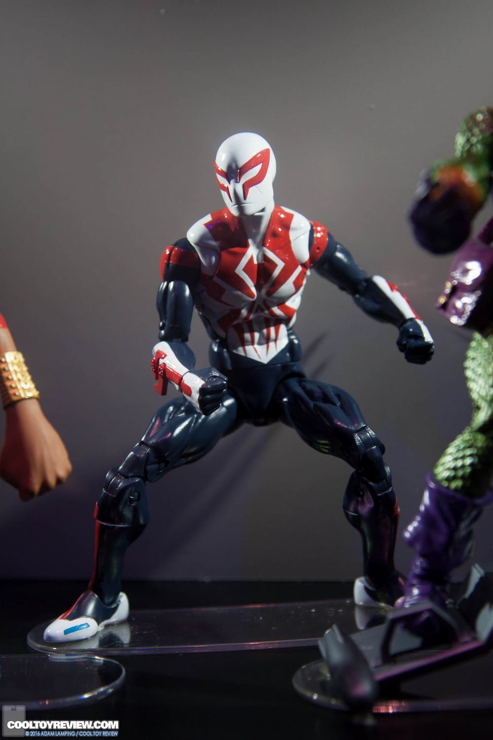 san-diego-comic-con-hasbro-marvel-legends-092.jpg