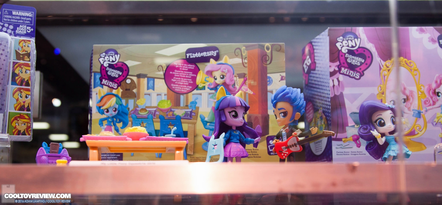 san-diego-comic-con-hasbro-my-little-pony-076.jpg