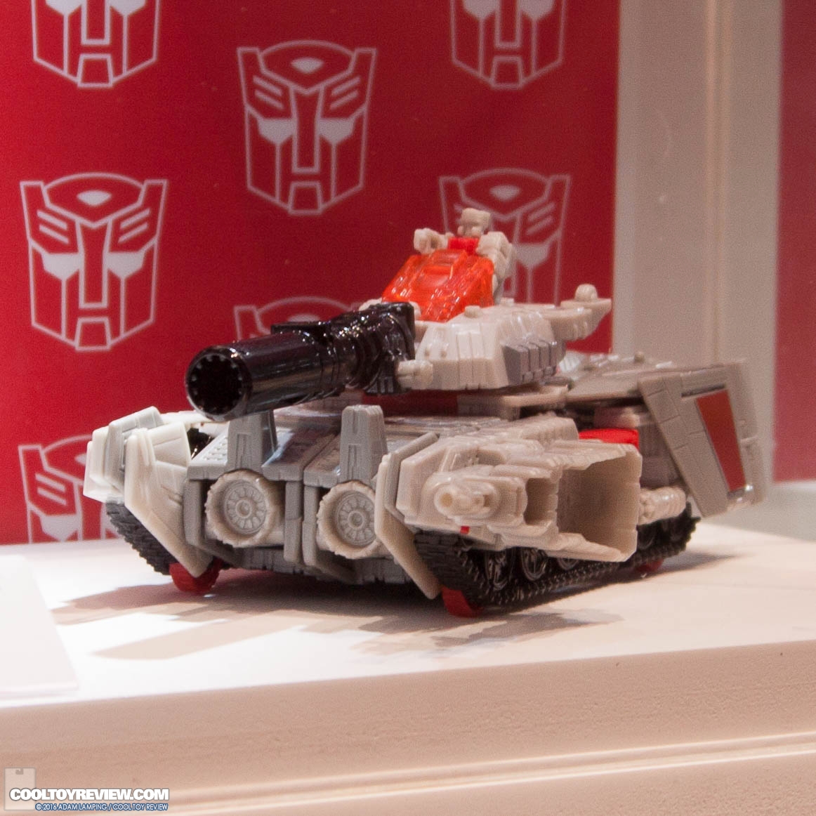 san-diego-comic-con-hasbro-transformers-057.jpg