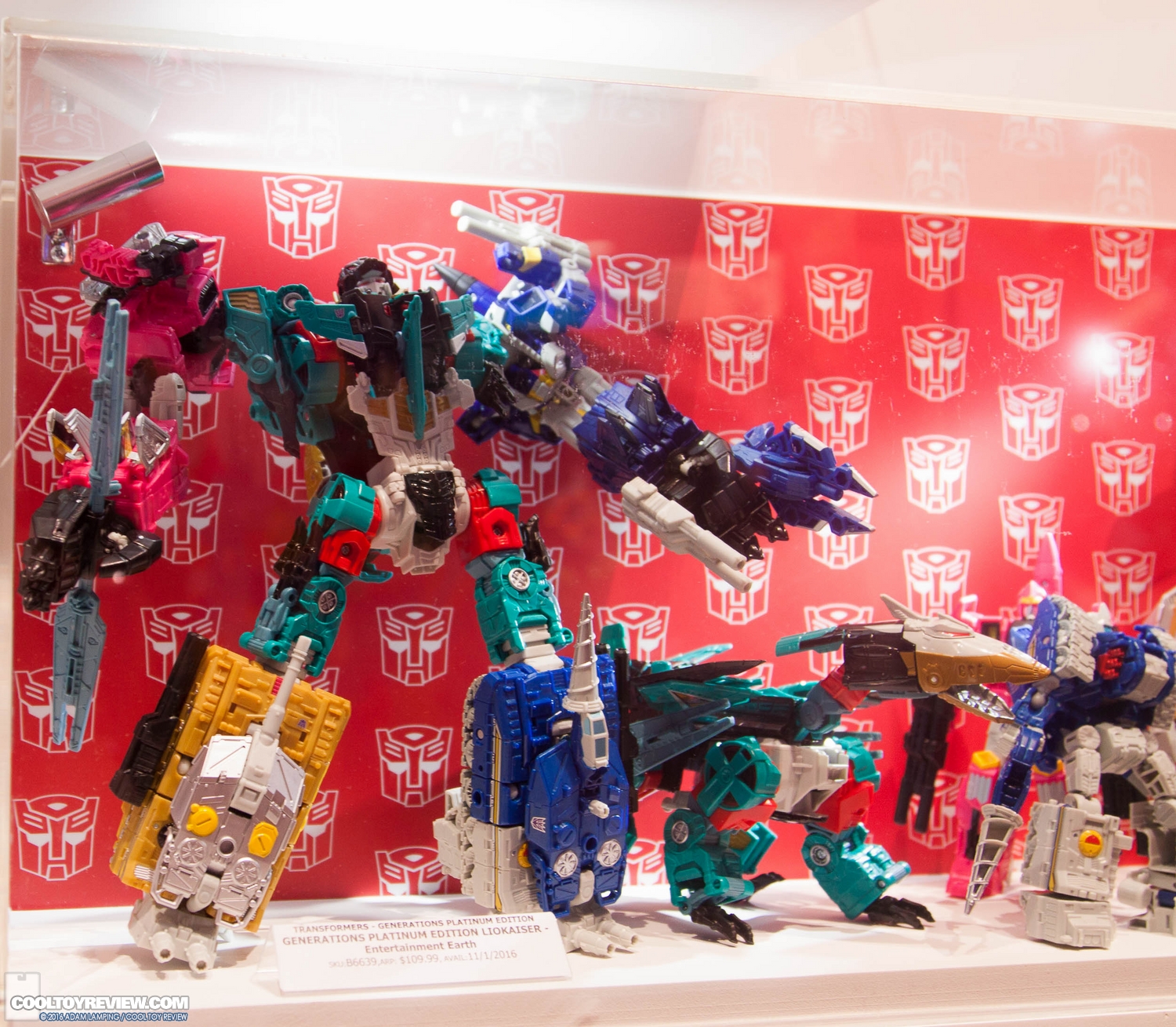 san-diego-comic-con-hasbro-transformers-058.jpg