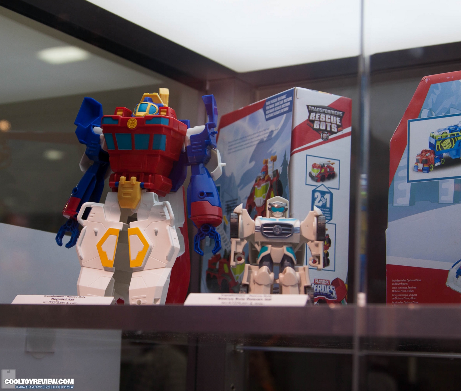 san-diego-comic-con-hasbro-transformers-084.jpg