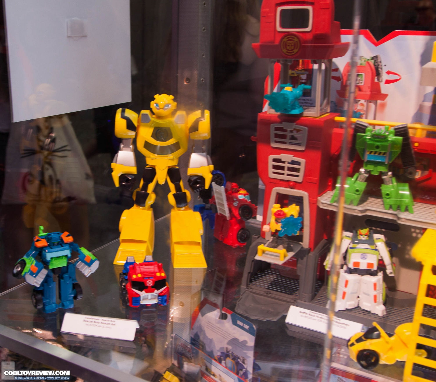 san-diego-comic-con-hasbro-transformers-086.jpg