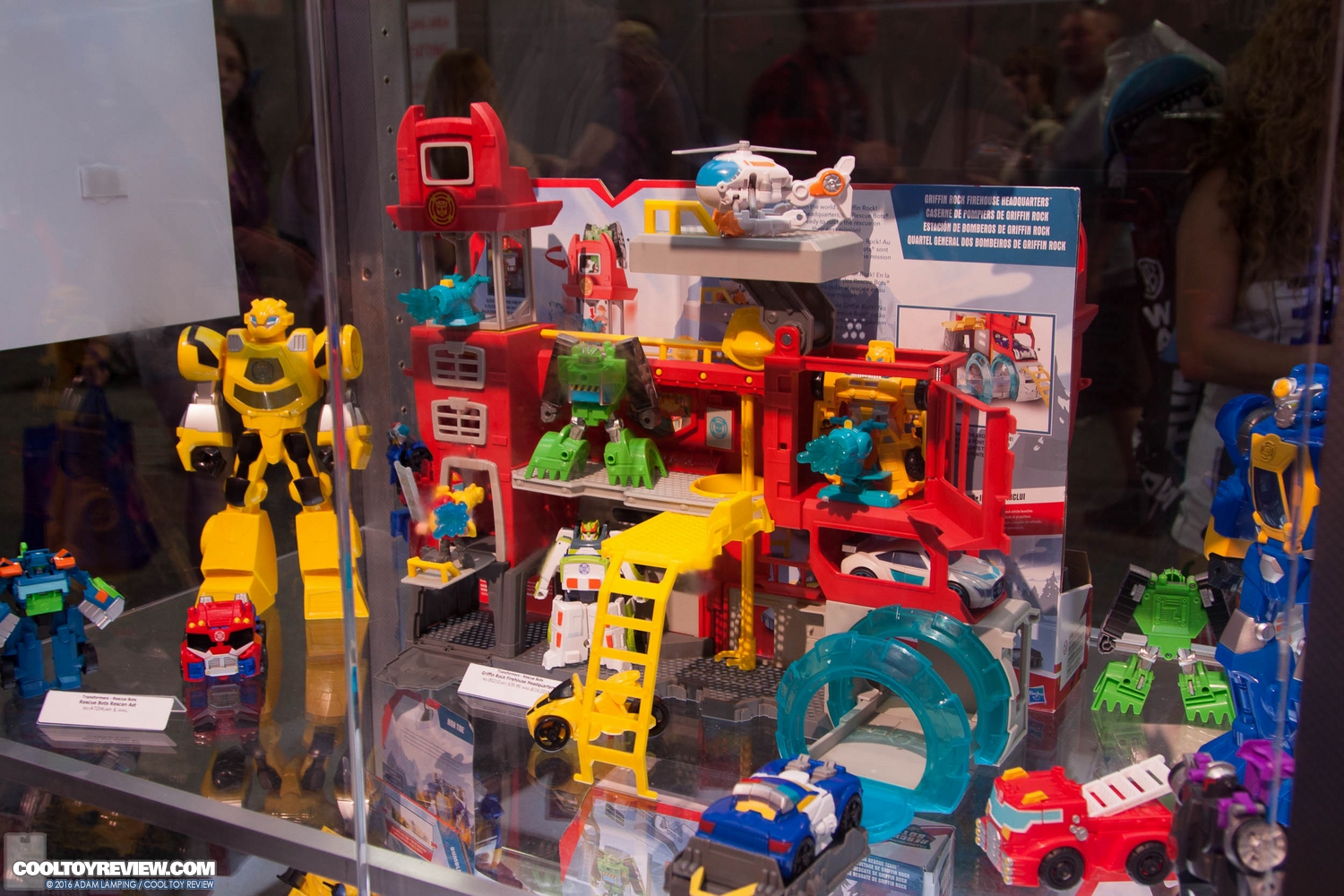 san-diego-comic-con-hasbro-transformers-087.jpg