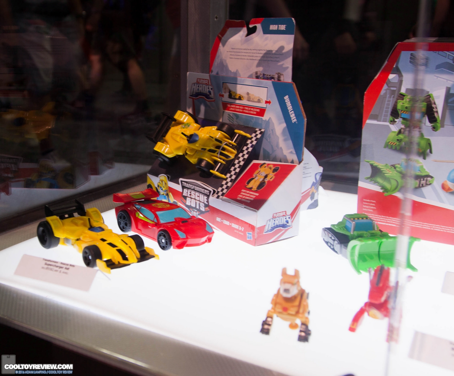 san-diego-comic-con-hasbro-transformers-089.jpg